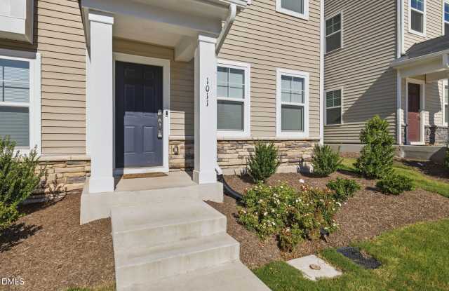 1011 Hemlock Cone Way Gallery 3