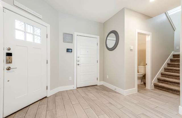 Modern 3-Bedroom Home in Alamo Heights ISD – Prime Location Near 410 & 281 Gallery 4
