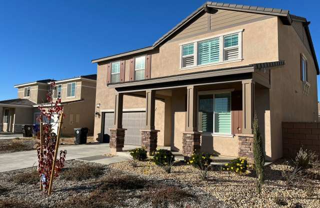 Stunning 4 Bedroom 3 Bathroom Home in Victorville!! photos photos