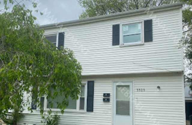 3323 Churchill Ave - 3323 Churchill Avenue, Flint, MI 48506