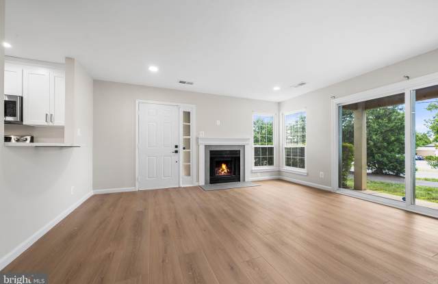 6607 JUPITER HILLS Circle Gallery 4