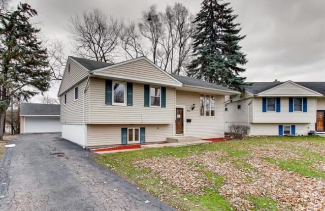 470 Norton Avenue - 470 Norton Avenue, Glendale Heights, IL 60139