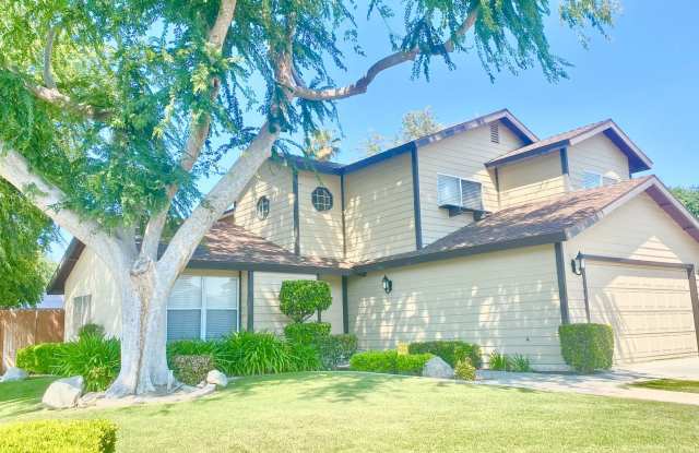 Available Now! Beautiful Two-Story Southwest Home - Month to Month agreements - 7812 Gallup Drive, Bakersfield, CA 93309