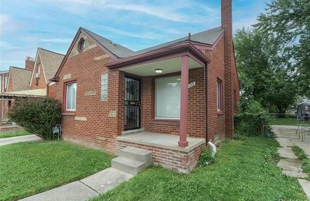 18452 STANSBURY - 18452 Stansbury Avenue, Detroit, MI 48235