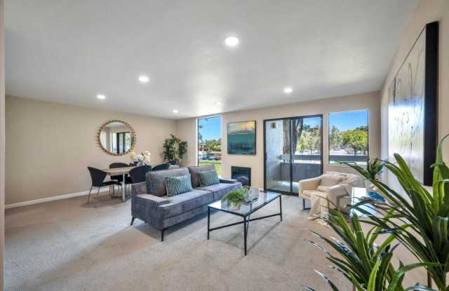Premier Marina Point 2-Bedroom Condo with Private Deck Gallery 3