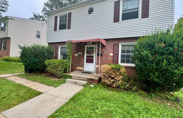 Ground-Floor 2BR/1BA in Midtown Omaha photos photos