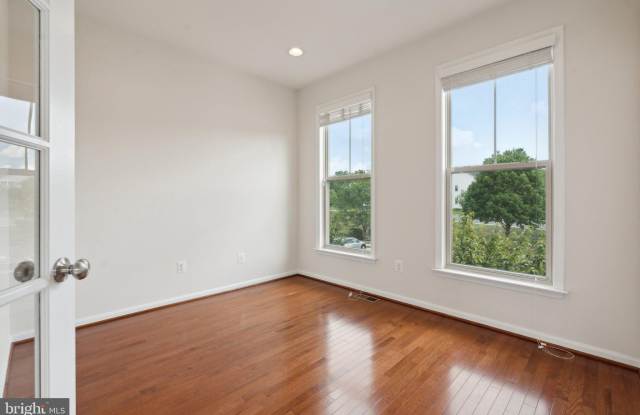 42691 GALBRAITH SQUARE Gallery 3