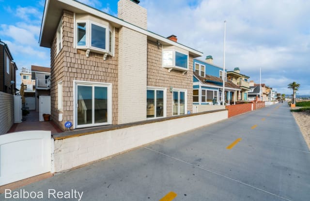 908 West Oceanfront - 908 E Oceanfront, Newport Beach, CA 92661