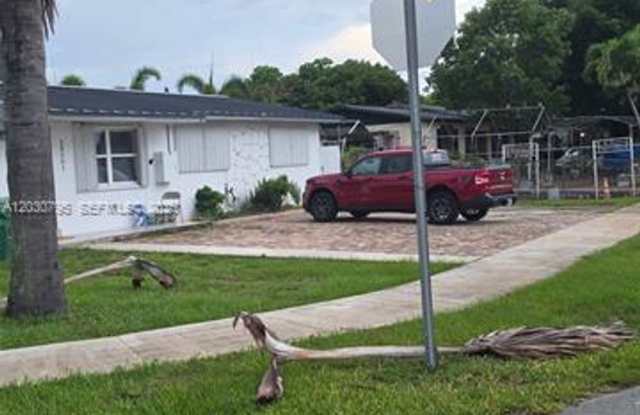 28501 SW 147th Ct, Homestead, FL 33033 photos photos