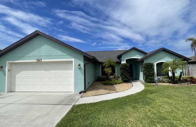 1961 Gloria Circle NE Gallery 1