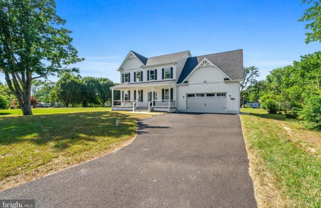 12945 SPRING COVE DRIVE Gallery 2