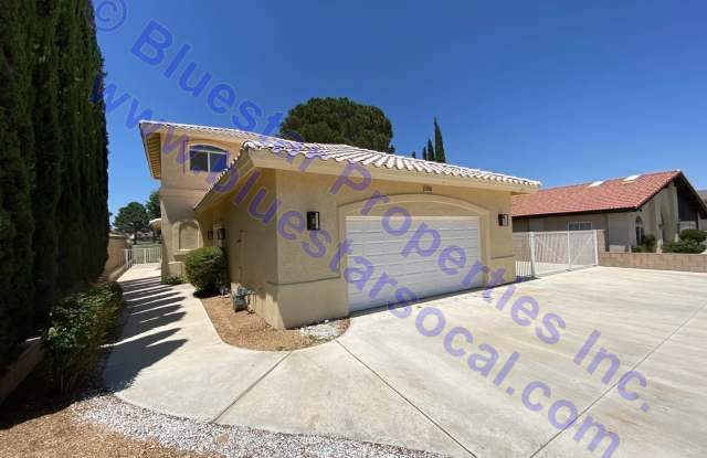 Beautiful 2 Bedroom 3 Bath on the Golf Course w/ Pool! photos photos