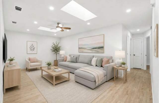 1080 Laurel Oaks Court Gallery 3