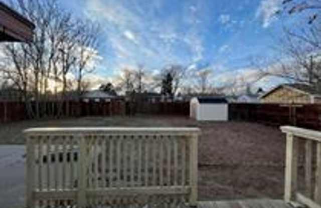 Spacious 3-Bedroom Ranch in Central Greeley – Great Location! Gallery 3