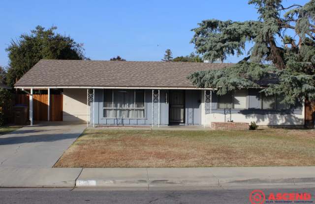 Gorgeous 3BD/2BA Home in Bakersfield's 93309 — Won't Last Long! photos photos