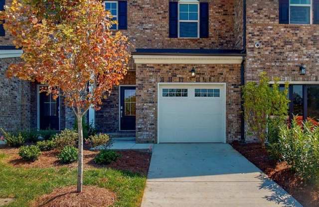 3 Bedroom 2.5 Bath Townhome in Gallatin - 538 Becks Place, Sumner County, TN 37066