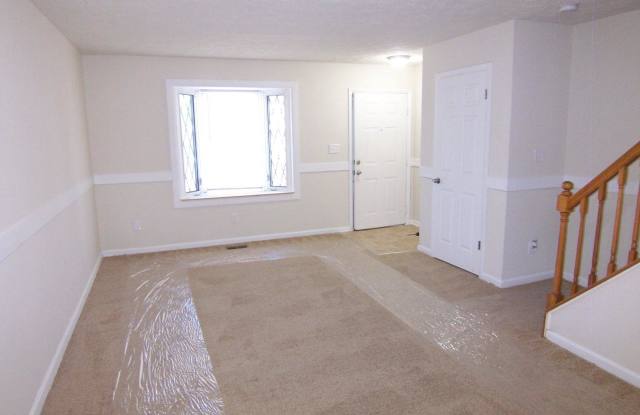828 CLOVER LEAF COURT Gallery 4