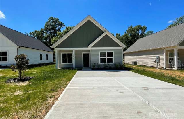 4903 Victoria Avenue photos photos