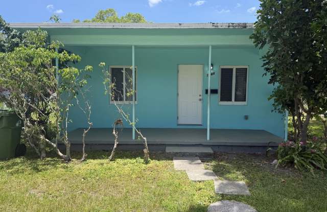 Freshly rehabbed, centrally located 2/1! photos photos Freshly rehabbed, centrally located 2/1! photos photos