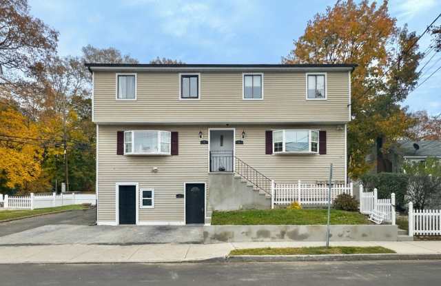 5 Van Buskirk Avenue - 5 Van Buskirk Avenue, Stamford, CT 06902