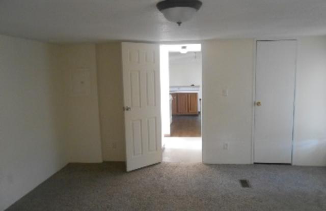 24898 Lakewood Drive Gallery 3