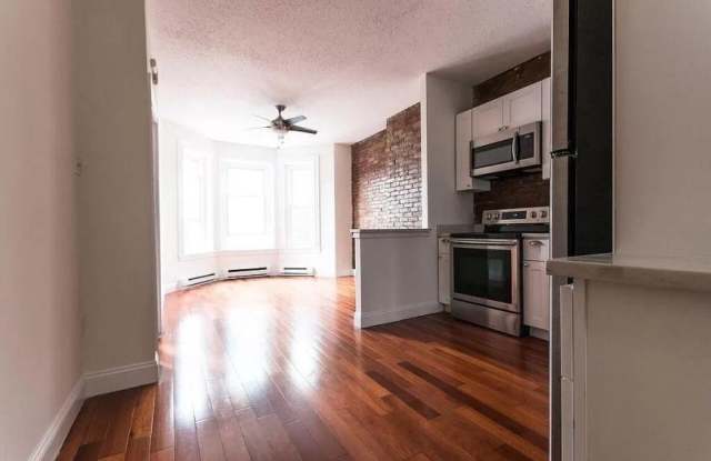 320 Warren St. photos photos