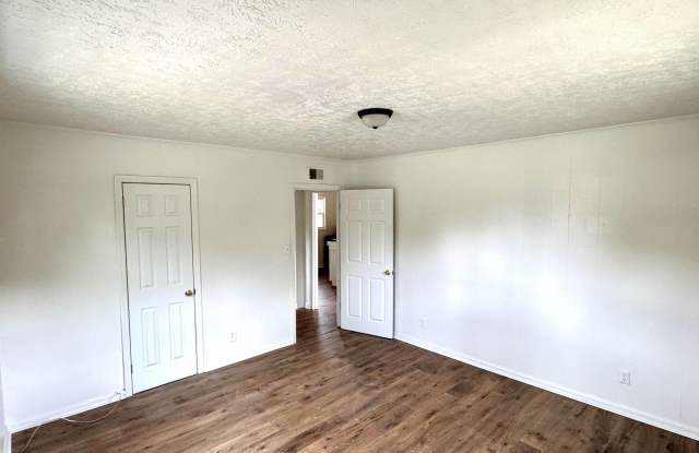 532 Hampton Ave NW photos photos