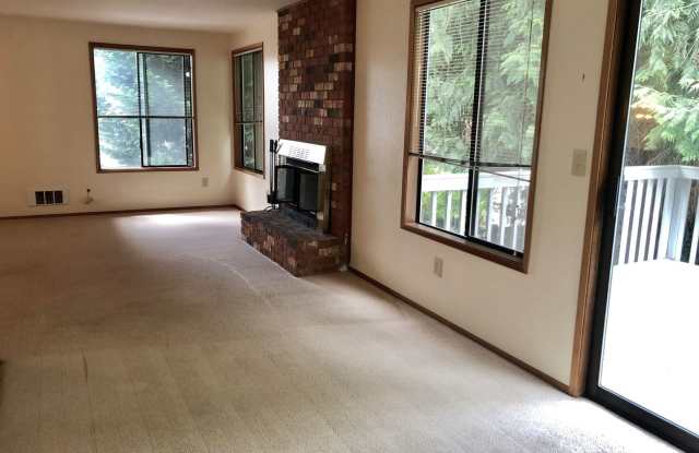 11321 Sand Point Way NE Gallery 3