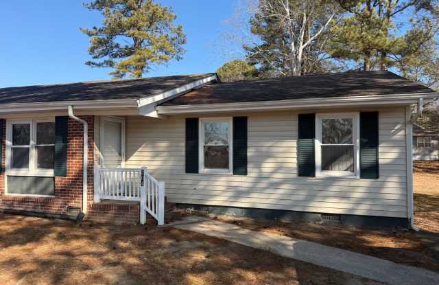 One story duplex - 204 Belvidere Street, Waverly, VA 23890