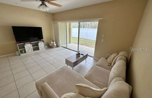 20418 NEEDLETREE Drive Gallery 4
