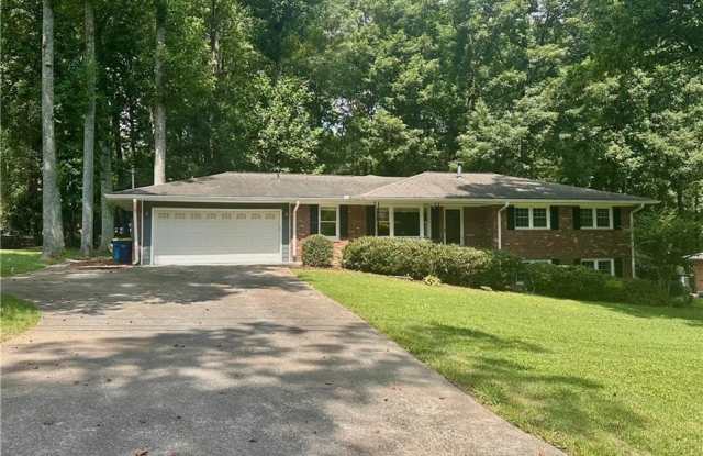 2805 Pine Hill Drive photos photos