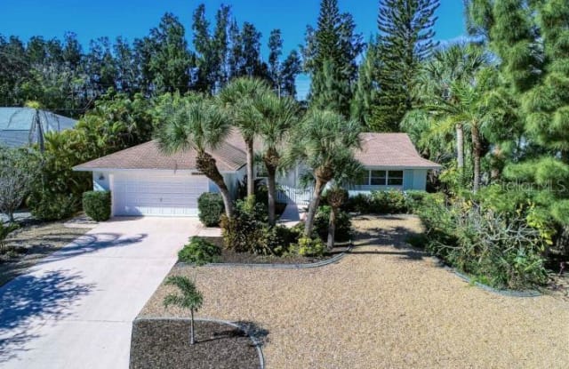 4916 PEACEABLE WAY - 4916 Peaceable Way, Siesta Key, FL 34242