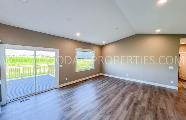 4 bedroom 3 bathroom Ranch style home with finished basement in Waukee Gallery 4