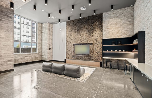 Juniper Gallery 4