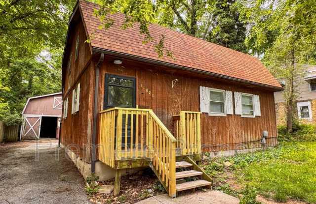 11825 E Roberts St photos photos