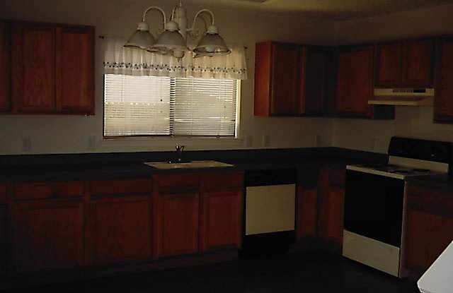 Freshly painted full interior!! Gallery 3