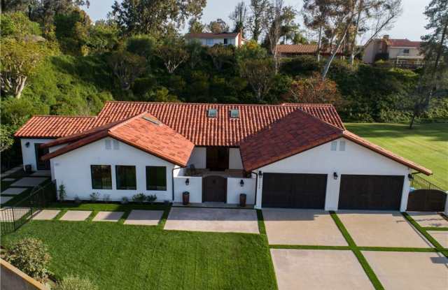 26392 Colina Drive Gallery 2