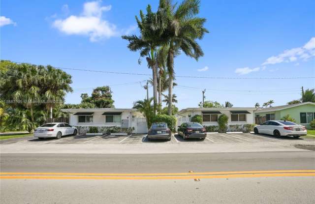 932 Moffett St - 932 Moffett Street, Hallandale Beach, FL 33009