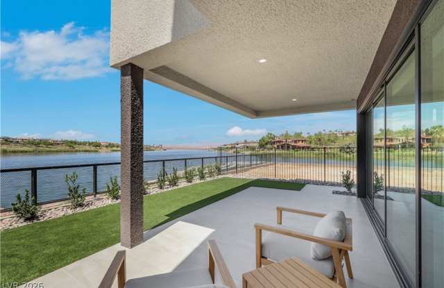 66 Lakefront Drive Gallery 3