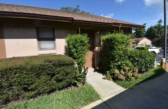 2 Bed/2 Bath Villa in Townhomes of Winter Garden Half off 1st FULL month's rent! photos photos