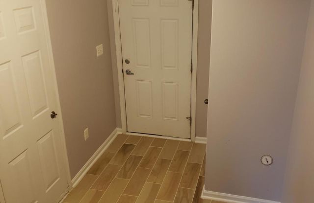 4879 OLYMPIA PLACE Gallery 4