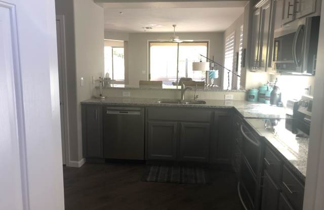 2348 W MUIRFIELD Drive Gallery 4