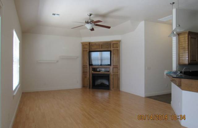 505 NW Fairway Villa Drive Gallery 3