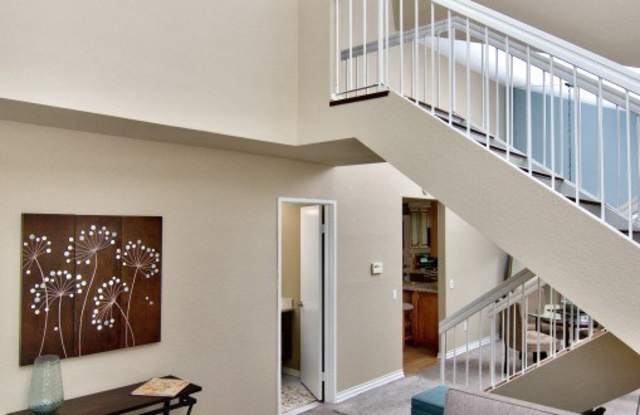 17415 Briardale Lane Gallery 4