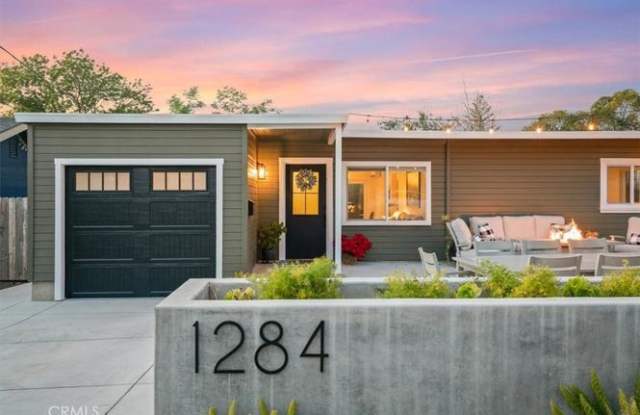 1284 Sydney Street Gallery 1