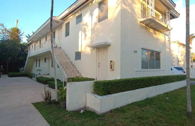 225 Madeira Avenue photos photos