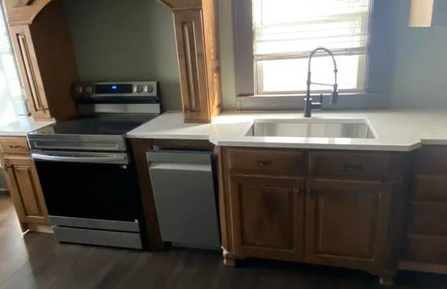 2 Bed, 1 Bath House photos photos