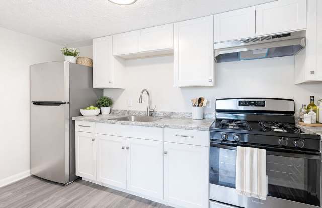 Lexington Springs Apartments Gallery 2