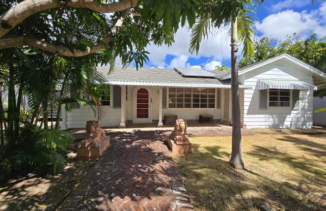 4526 Aukai Ave photos photos