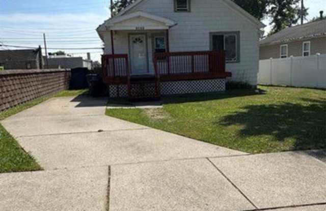 3342 Buckingham Avenue photos photos